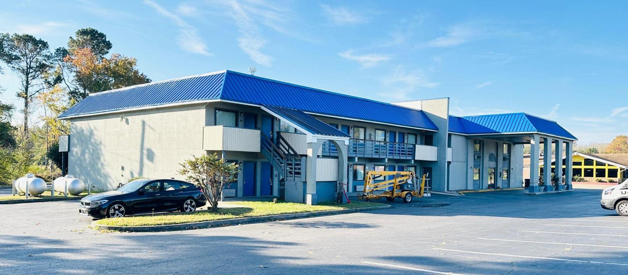 Rodeway Inn & Suites Plymouth Hwy 64 Εξωτερικό φωτογραφία