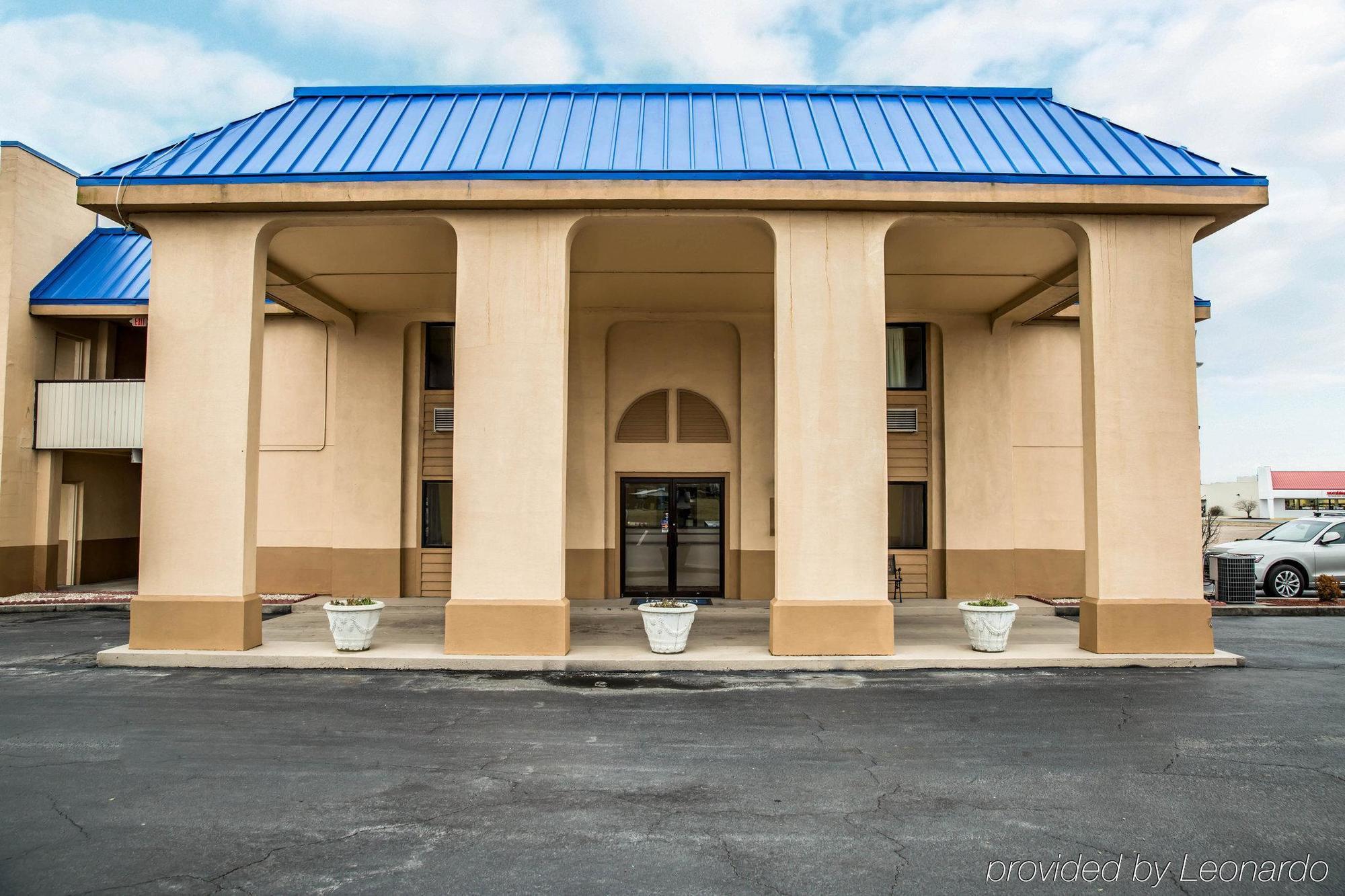 Rodeway Inn & Suites Plymouth Hwy 64 Εξωτερικό φωτογραφία
